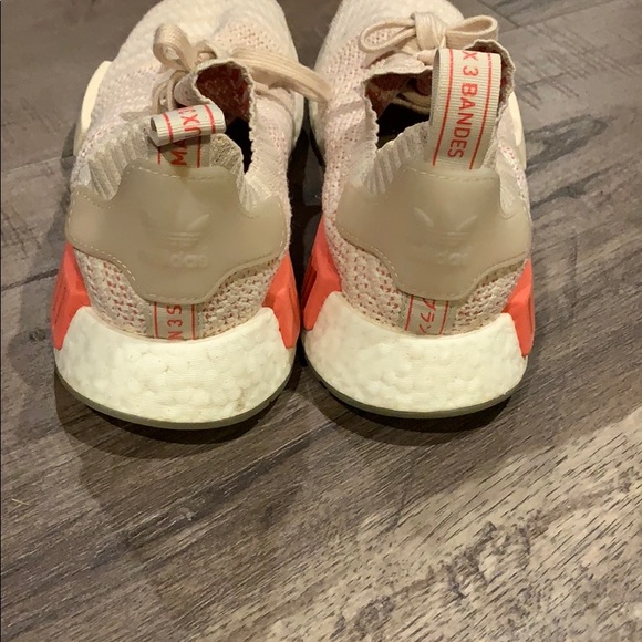 NMD‘s R1 - Picture 2 of 2